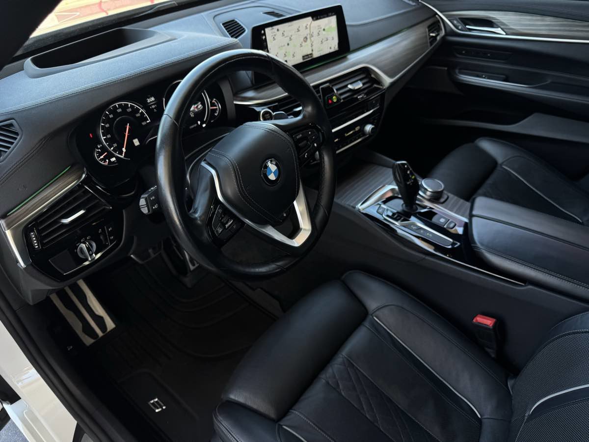 Used 2018 BMW 640i Gran Turismo xDrive w/ Luxury Seating Package AWD/4WD image 15