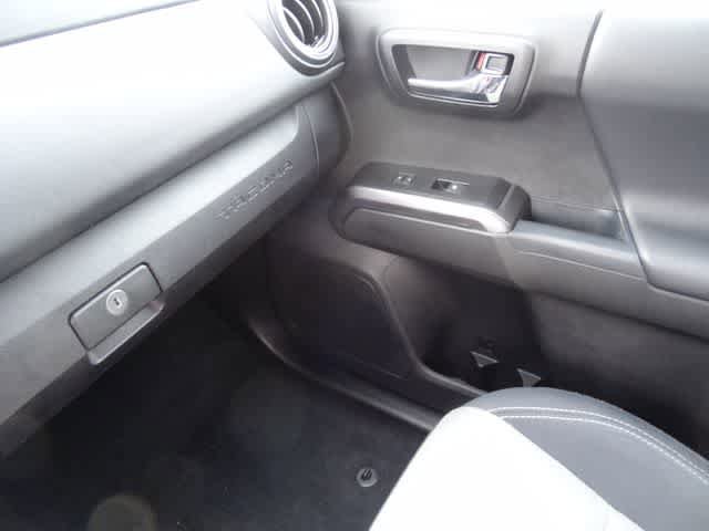 Used 2021 Toyota Tacoma TRD Off-Road w/ Technology Package image 36