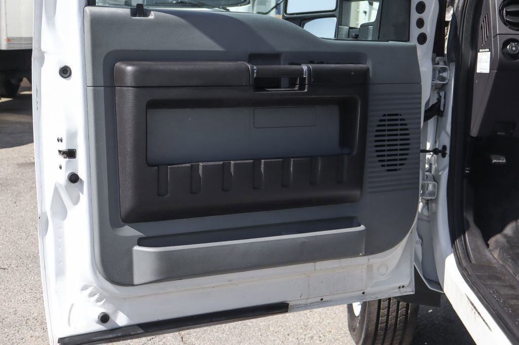 Used 2016 Ford F550 XL image 18