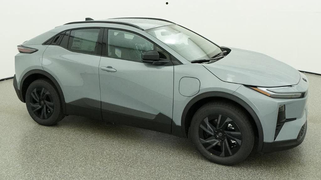 New 2026 Toyota C-HR AWD/4WD image 12