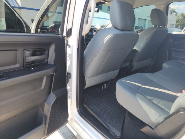 Used 2015 RAM 1500 Express AWD/4WD image 31