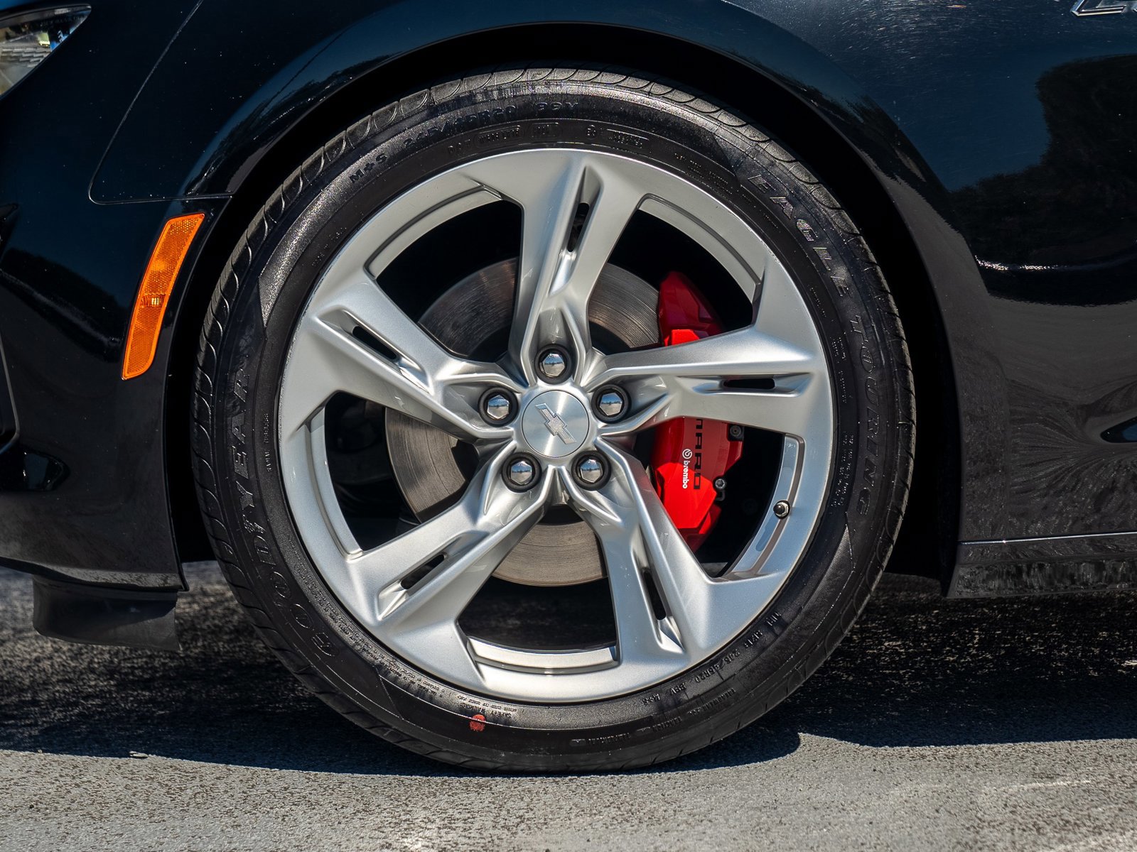 Used 2021 Chevrolet Camaro LT w/ RS Package RWD image 12