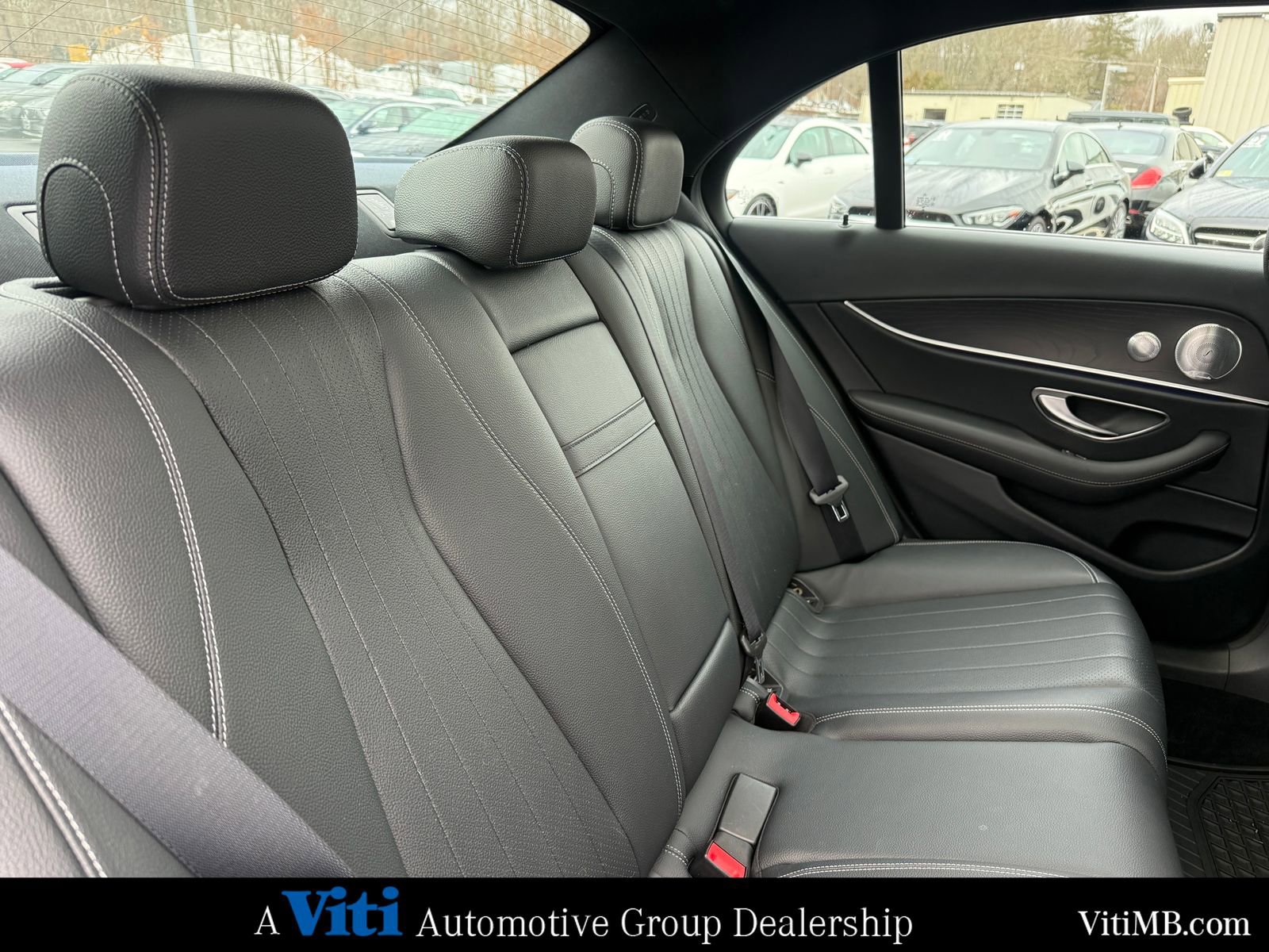 Used 2018 Mercedes-Benz E 300 4MATIC image 27