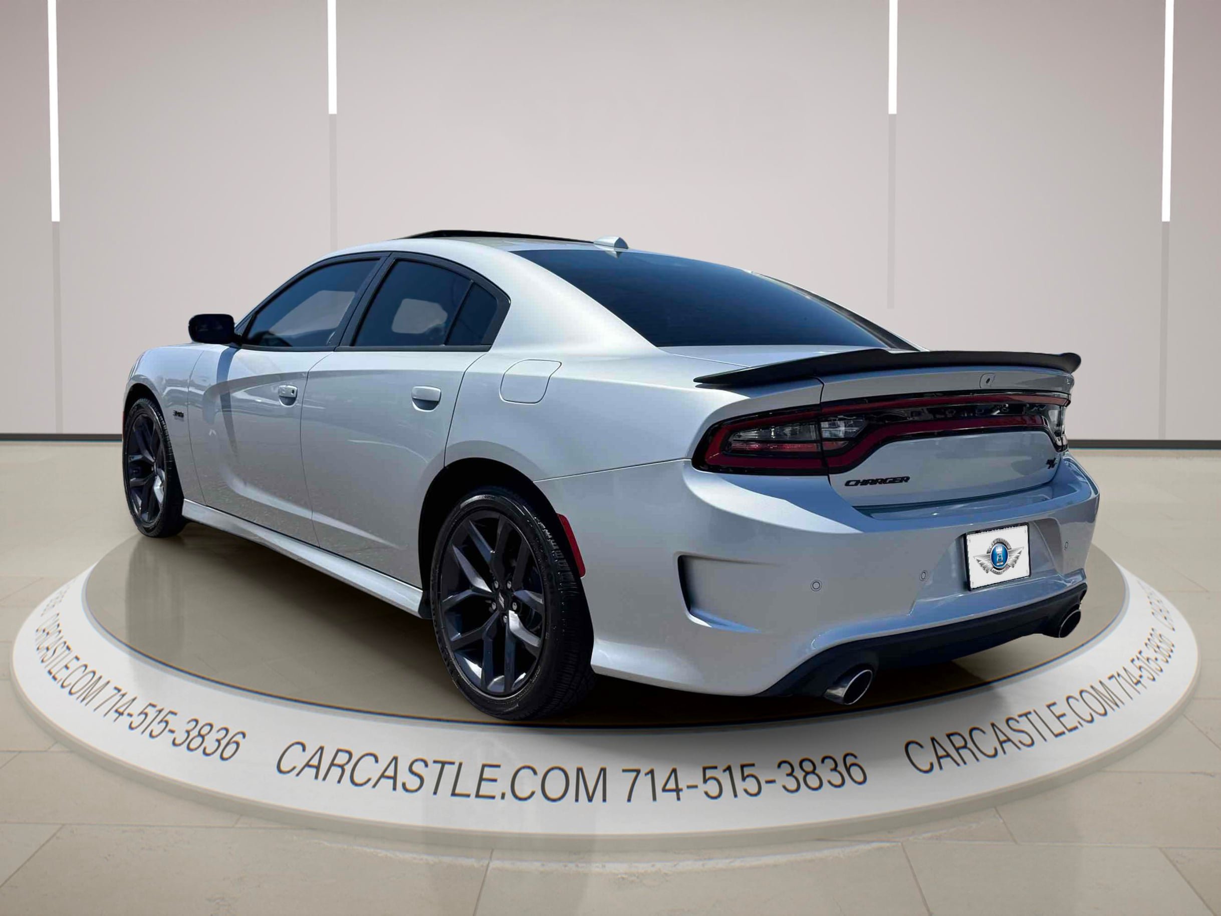 Used 2023 Dodge Charger R/T w/ Plus Group RWD image 3