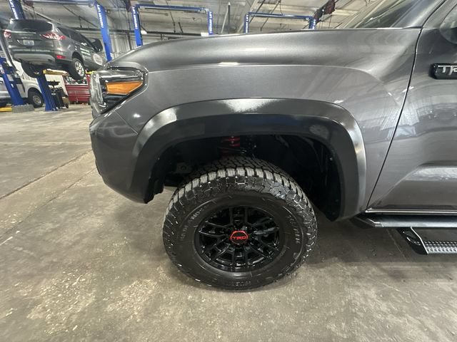 Used 2021 Toyota Tacoma TRD Pro AWD/4WD image 23