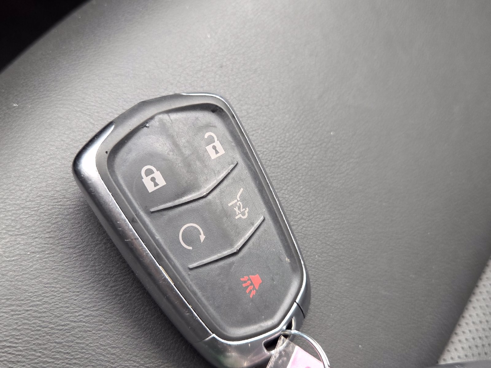 Used 2024 Cadillac XT5 Premium Luxury w/ LPO, Floor Liner Package AWD/4WD image 31