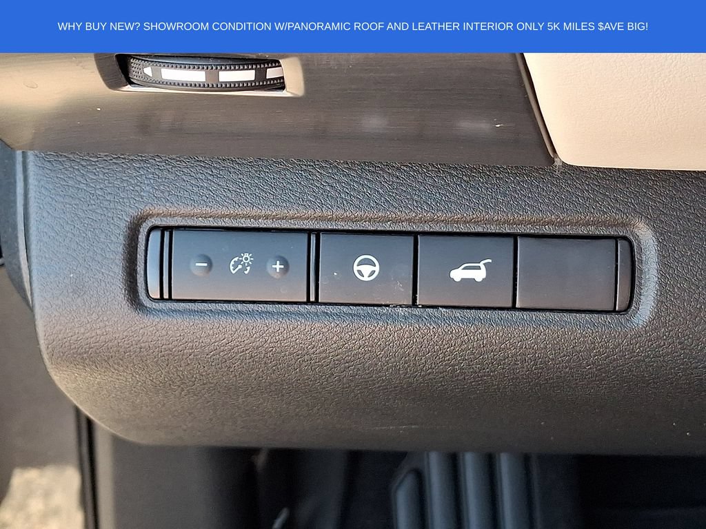 Used 2025 Nissan Pathfinder SL w/ SL Premium Package AWD/4WD image 26