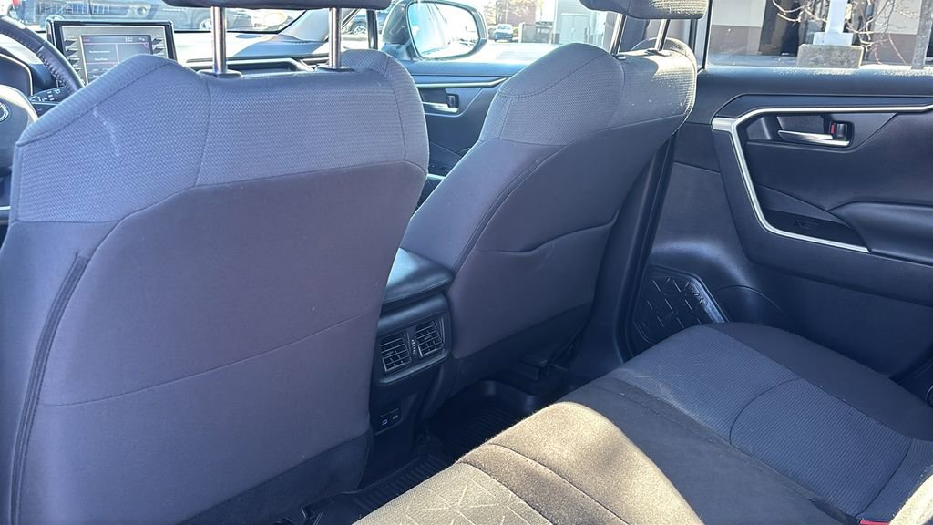 Used 2022 Toyota RAV4 XLE w/ Convenience Package AWD/4WD image 31