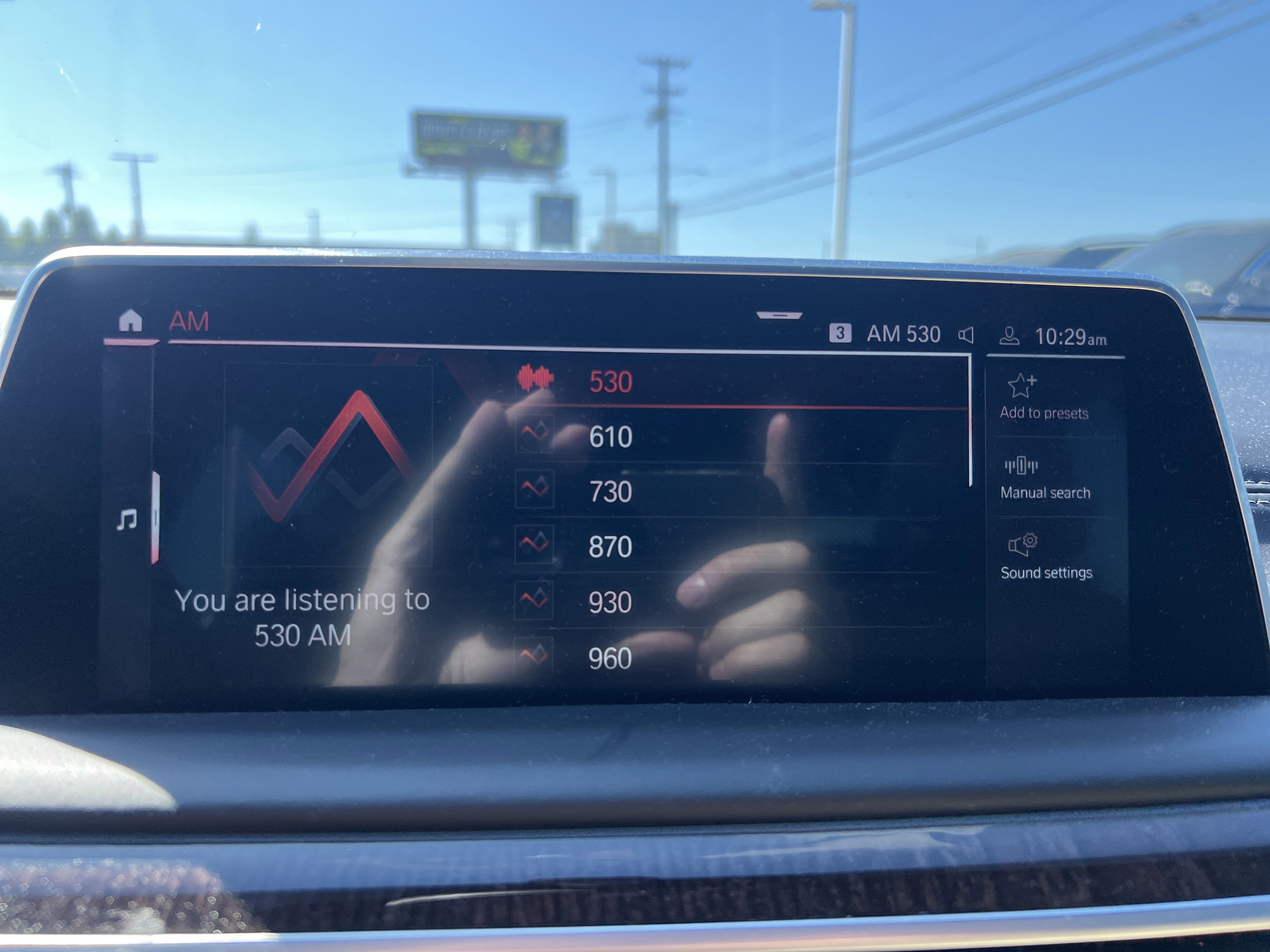 Used 2021 BMW 750i xDrive w/ Executive Package image 22