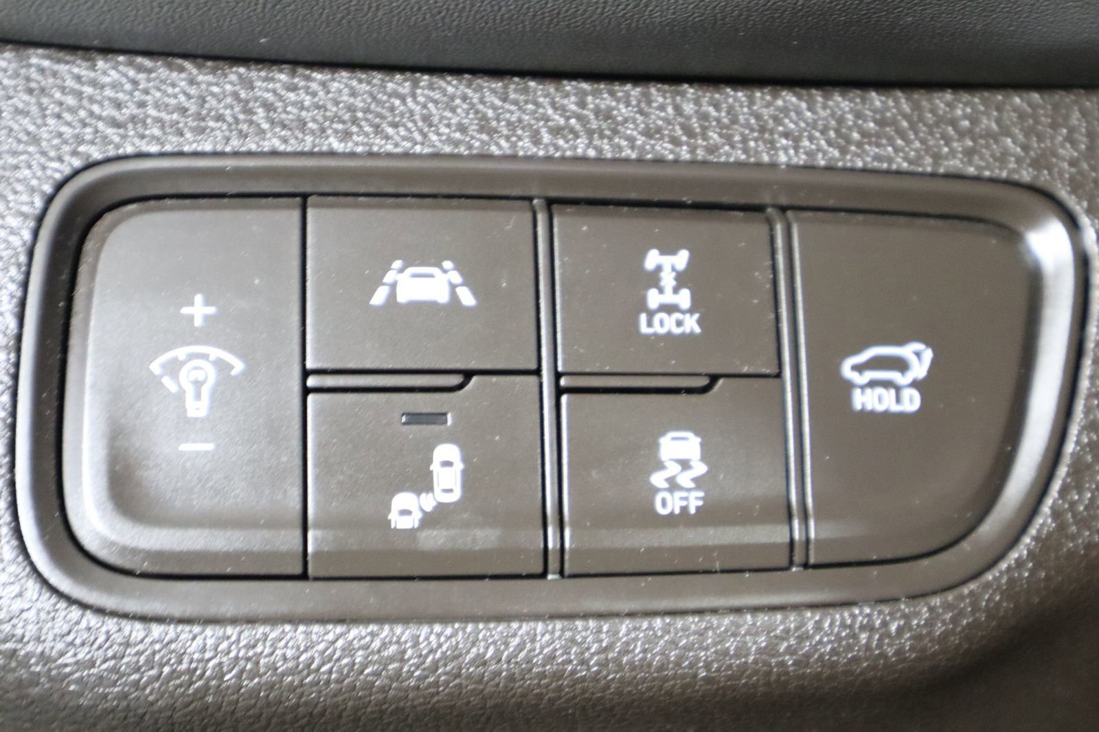 Used 2019 Hyundai Santa Fe Limited image 41