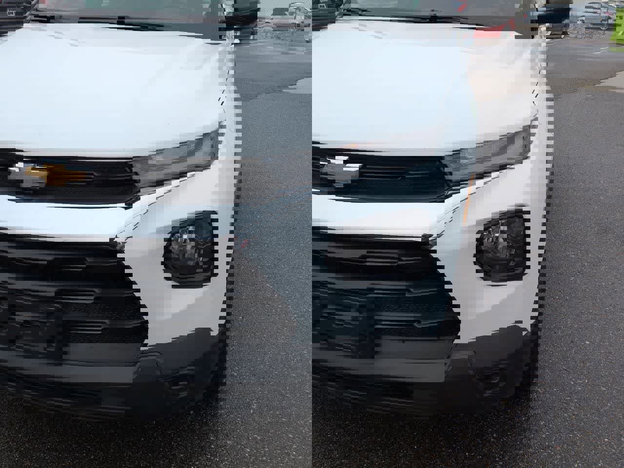 Used 2023 Chevrolet TrailBlazer LS image 10