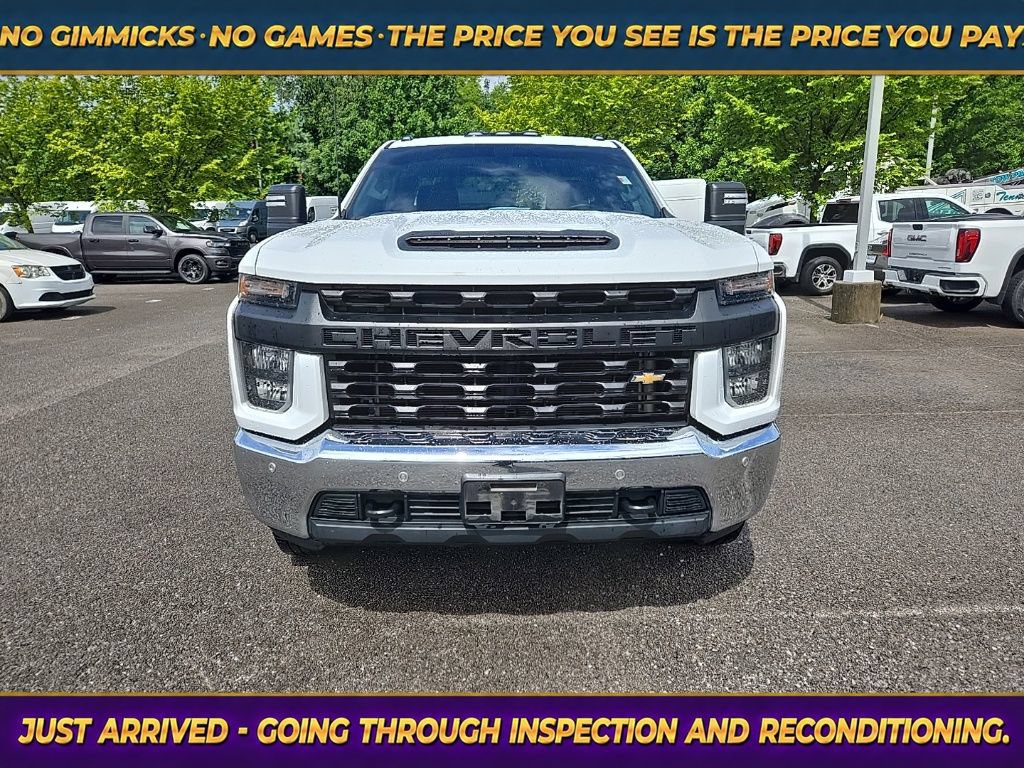Used 2022 Chevrolet Silverado 2500 W/T w/ WT Convenience Package AWD/4WD image 2