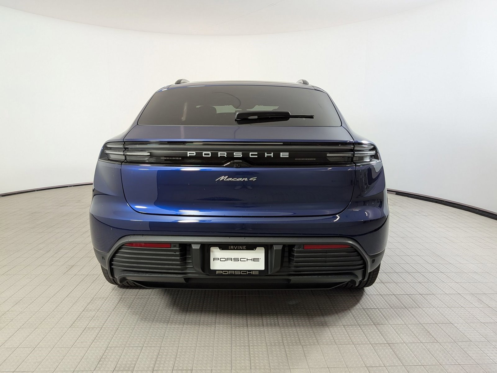 New 2024 Porsche Macan 4 Electric AWD/4WD image 10