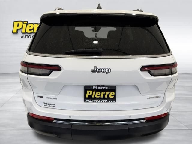 Used 2021 Jeep Grand Cherokee L Laredo w/ Luxury Tech Group I AWD/4WD image 3