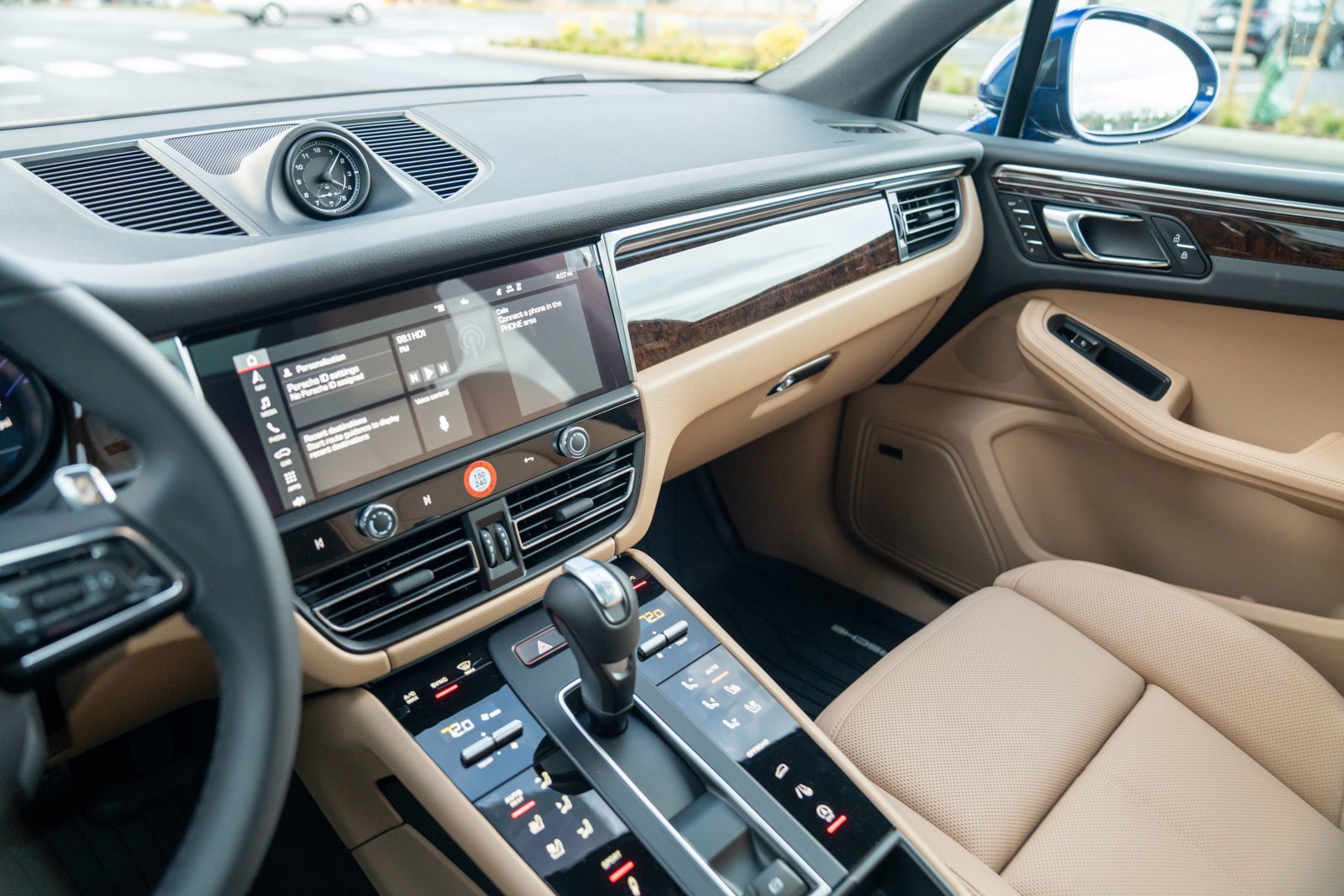 New 2026 Porsche Macan S AWD/4WD image 17