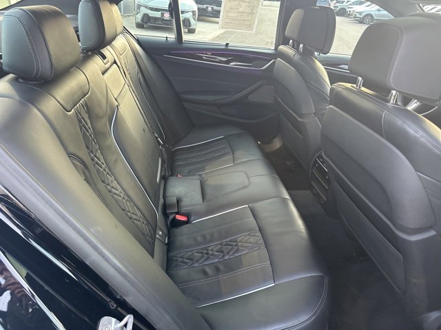 Used 2019 BMW M550i xDrive image 21