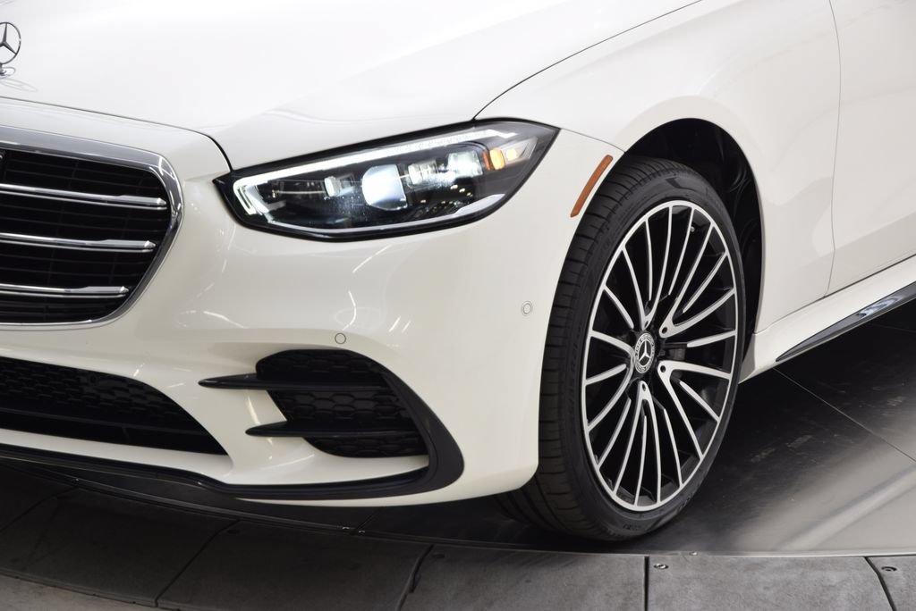 Certified 2022 Mercedes-Benz S 500 4MATIC image 10