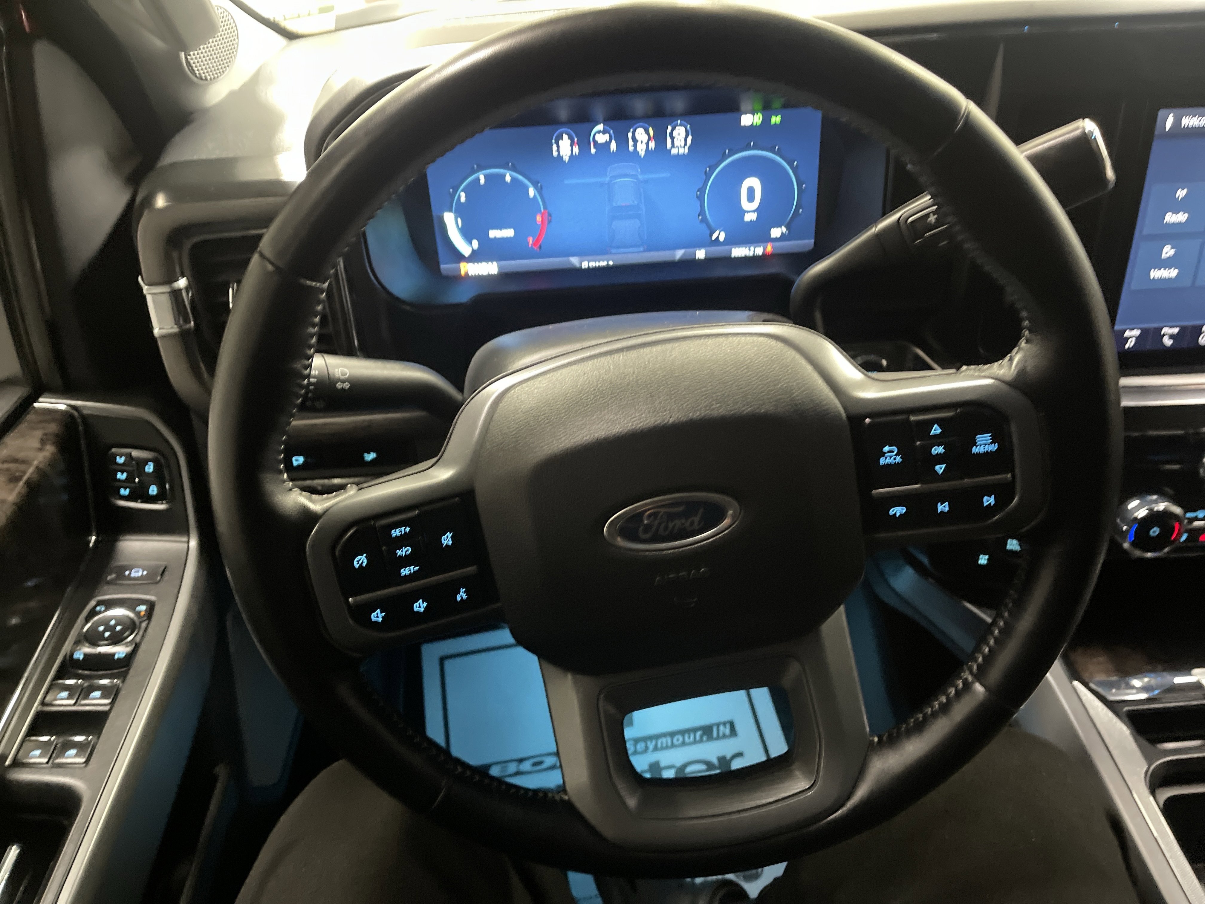 Used 2024 Ford F250 Lariat w/ Sport Appearance Package image 30