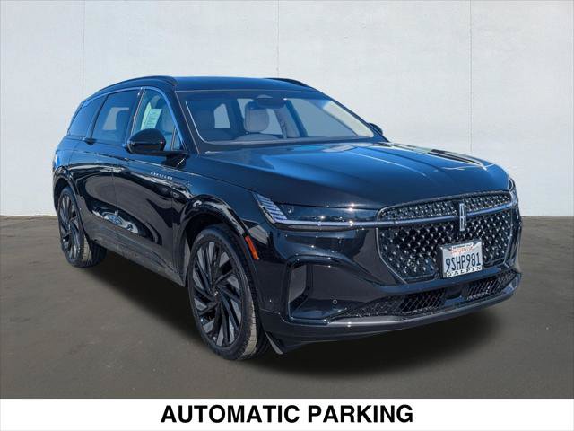 Used 2024 Lincoln Nautilus Black Label w/ Jet Appearance Package (87T) AWD/4WD image 8