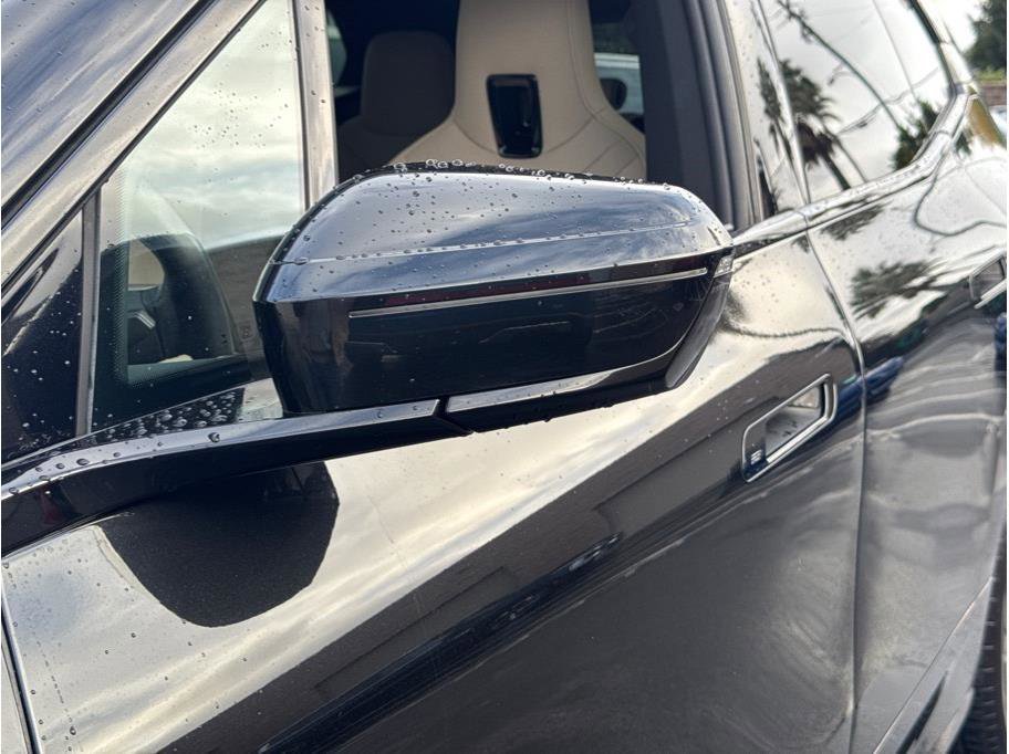 Used 2023 BMW iX xDrive50 w/ Sport Package image 34