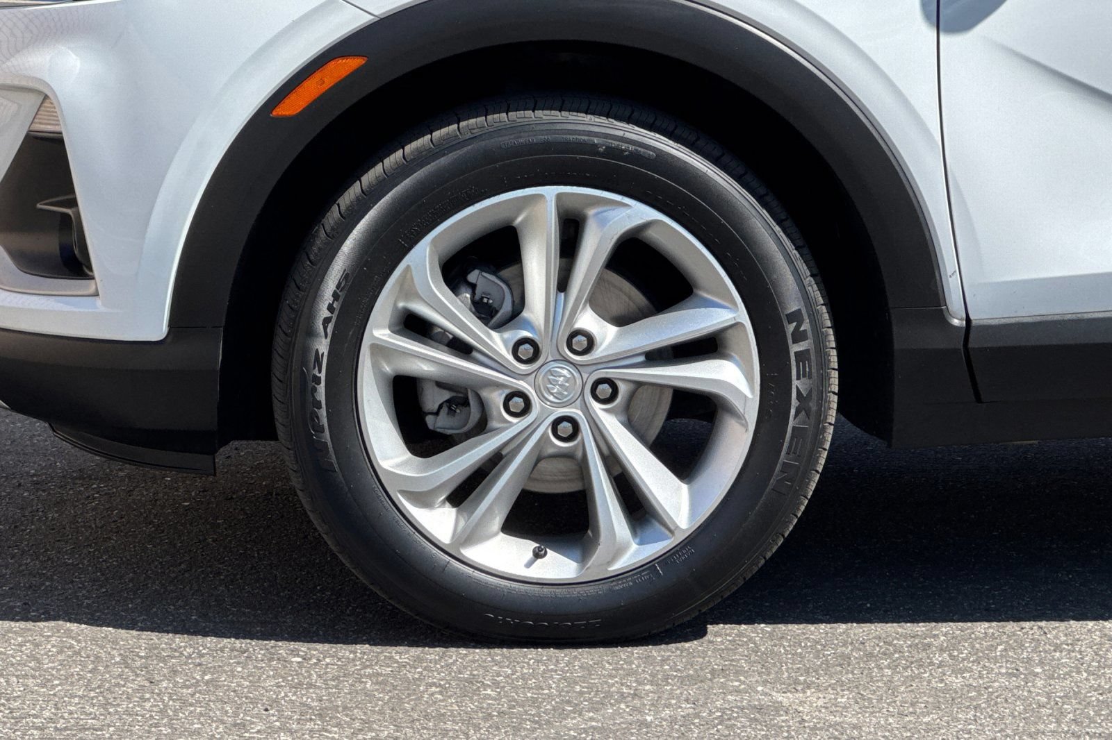 Certified 2023 Buick Encore GX Preferred w/ Cold Weather Comfort Package FWD image 27