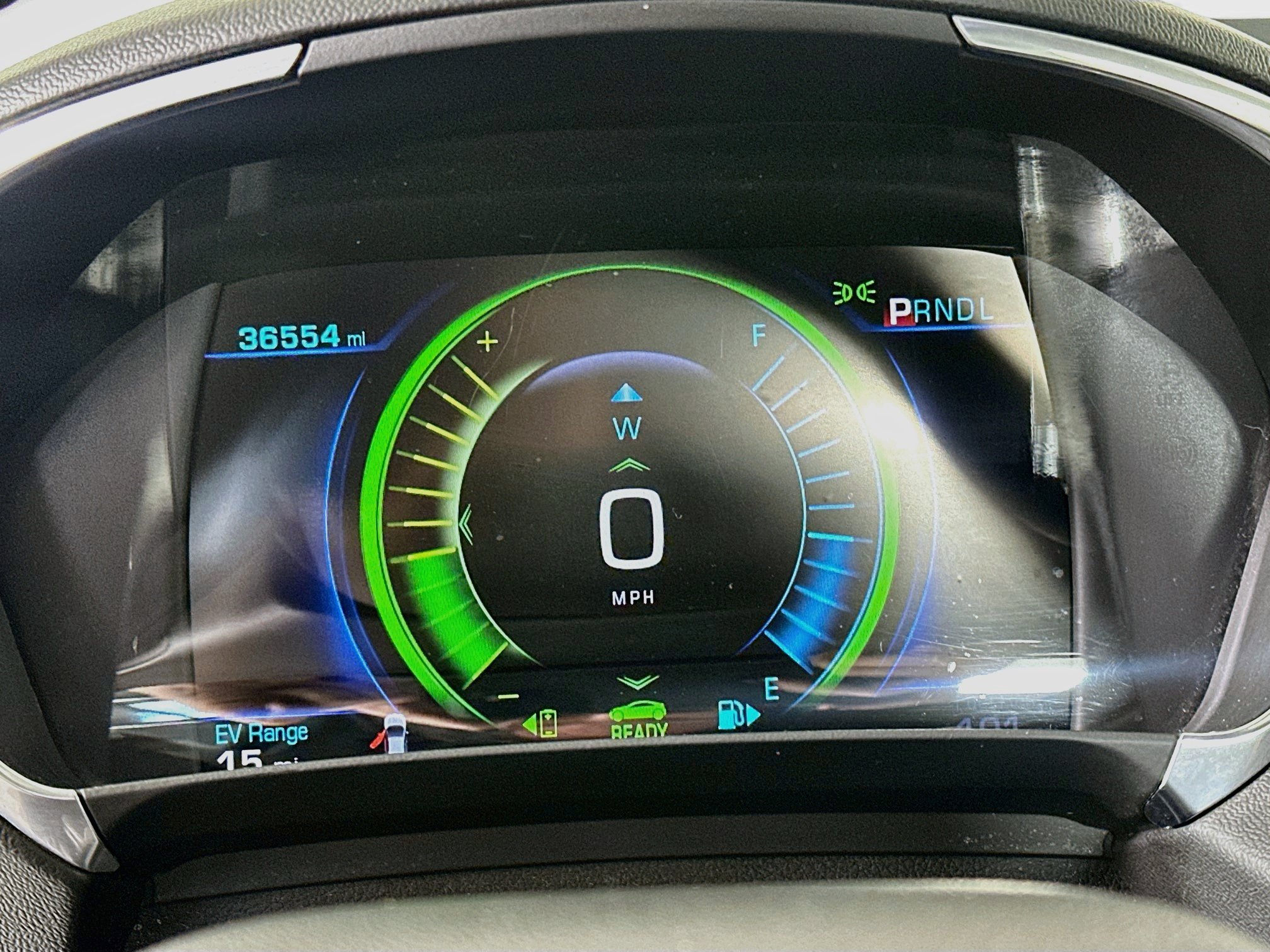 Used 2018 Chevrolet Volt Premier w/ Driver Confidence Package FWD image 19