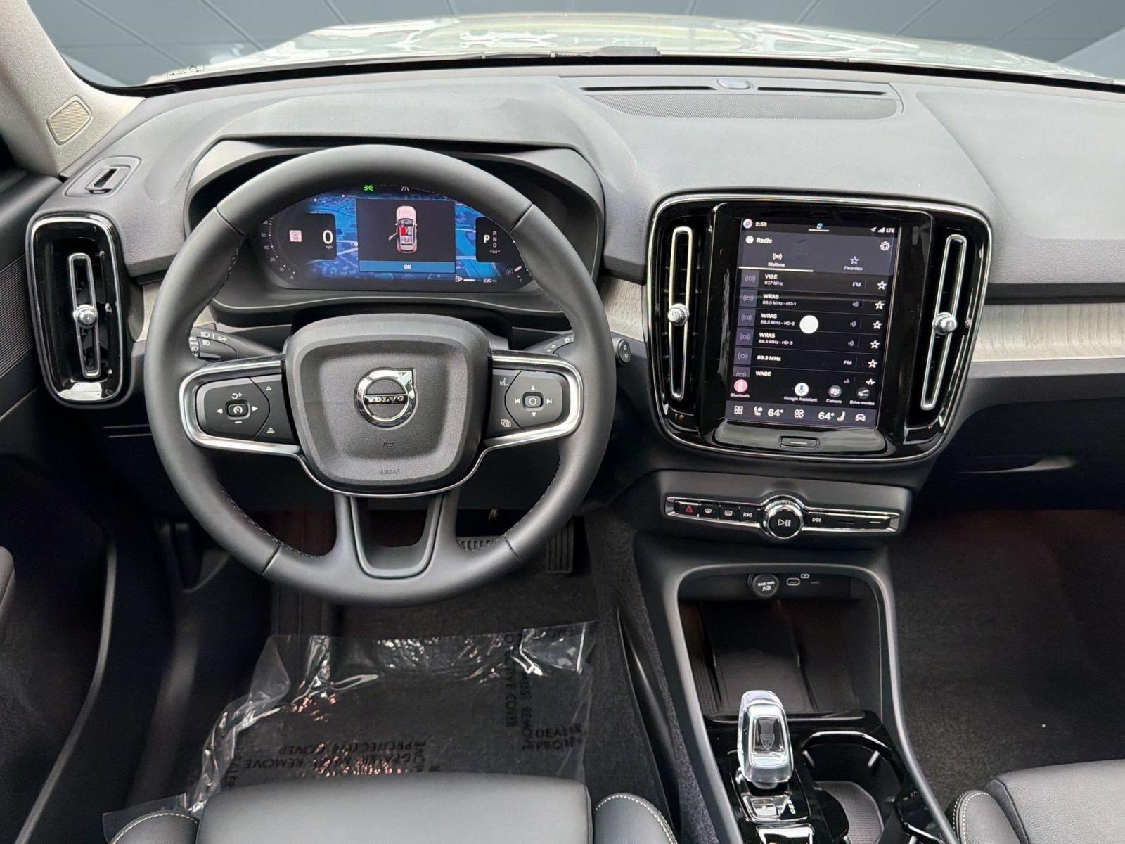 New 2026 Volvo XC40 B5 Plus w/ Protection Package Premier AWD/4WD image 29
