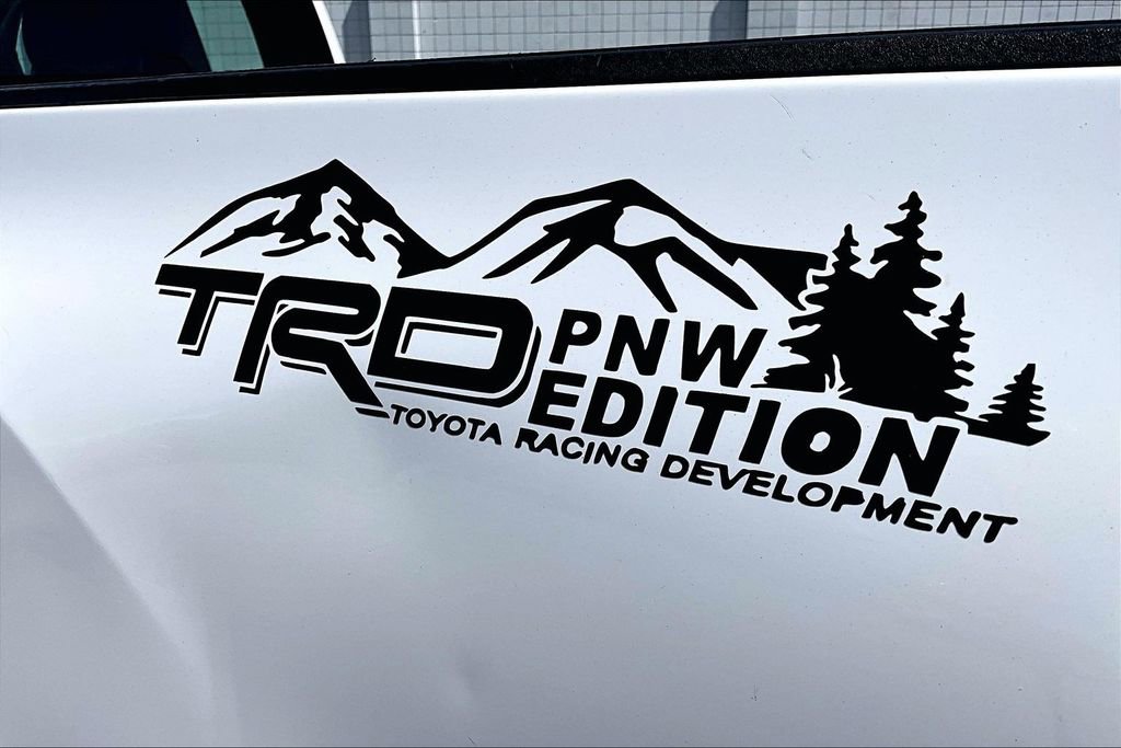 Used 2017 Toyota Tacoma SR RWD image 24