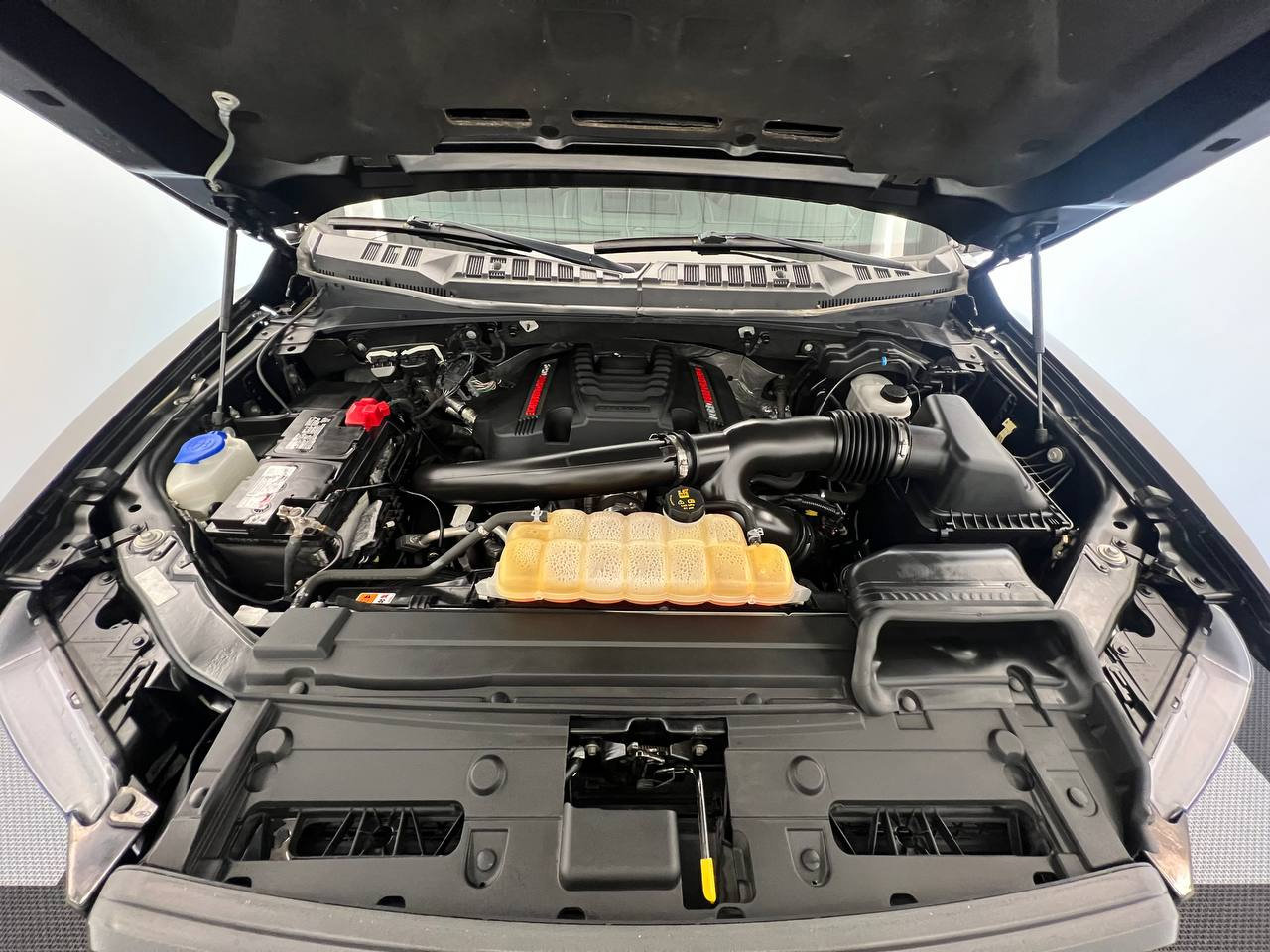 Used 2019 Ford F150 Raptor w/ Equipment Group 802A Luxury image 30