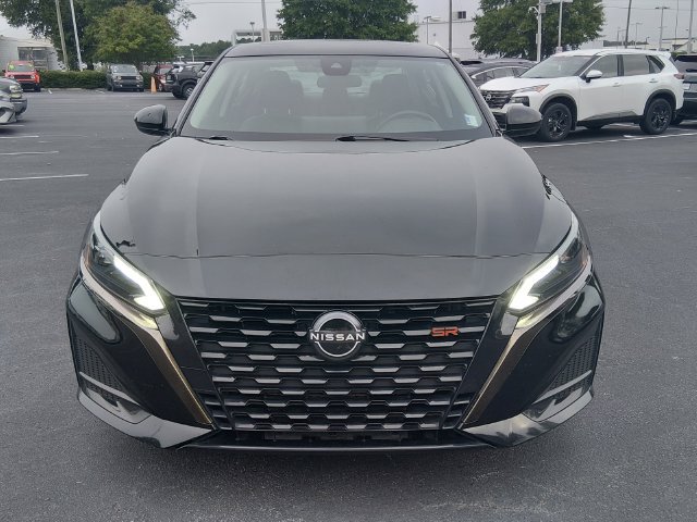 Certified 2023 Nissan Altima 2.5 SR w/ SR Premium Package AWD/4WD image 8