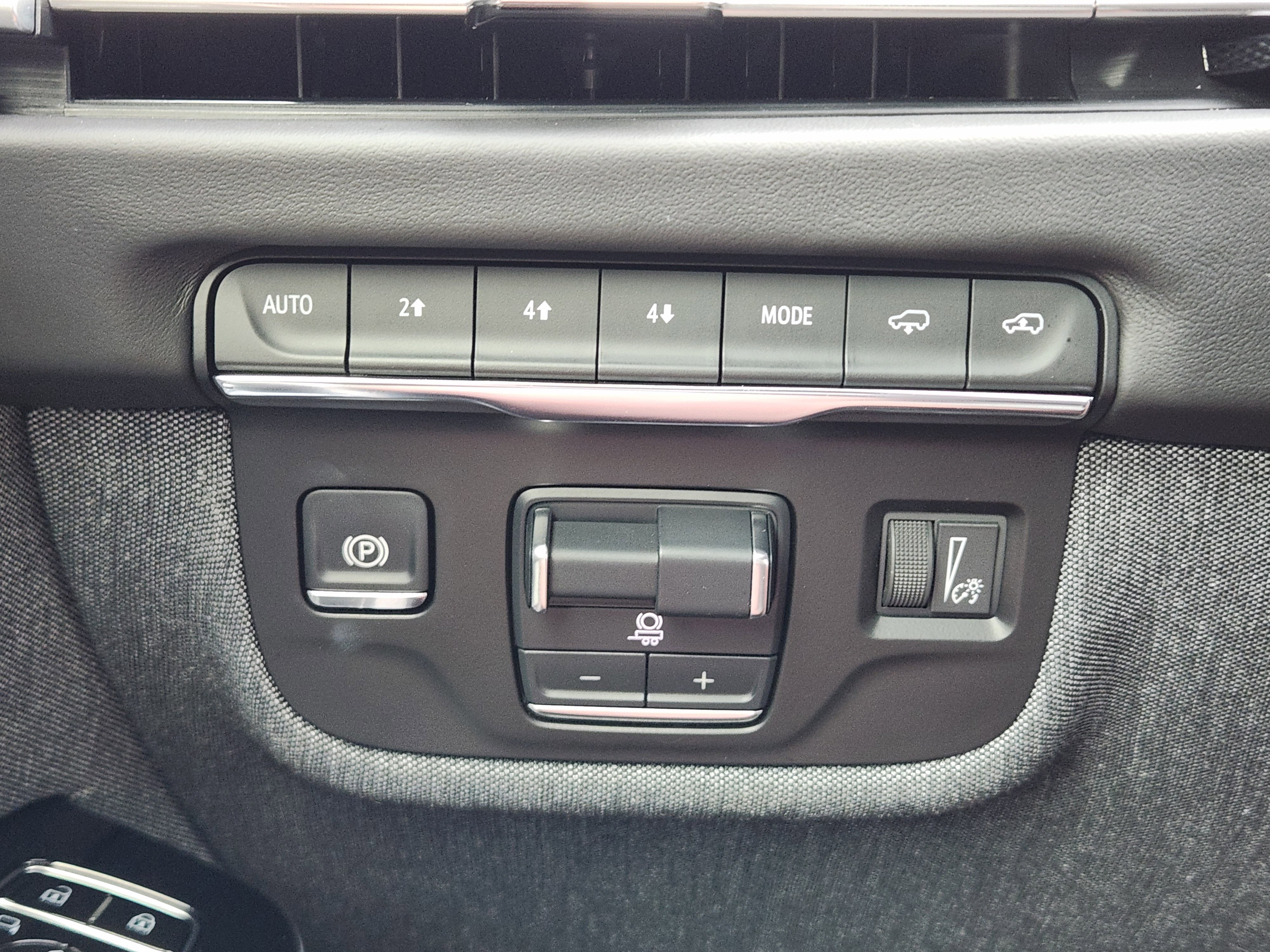 Used 2025 Cadillac Escalade Sport Platinum w/ LPO, Floor Liner Package image 21