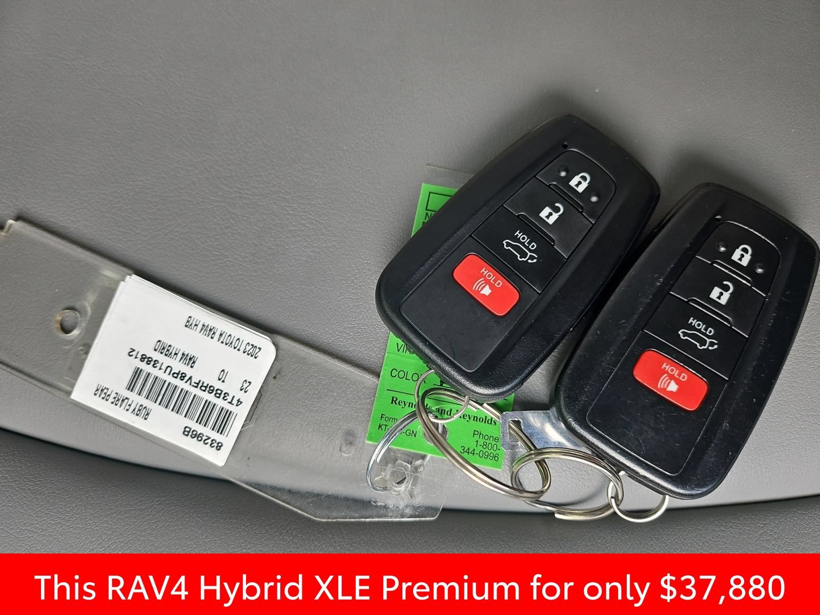 Used 2023 Toyota RAV4 XLE Premium AWD/4WD image 21