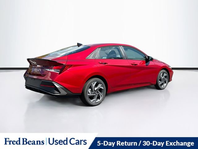 Used 2025 Hyundai Elantra Sport image 7