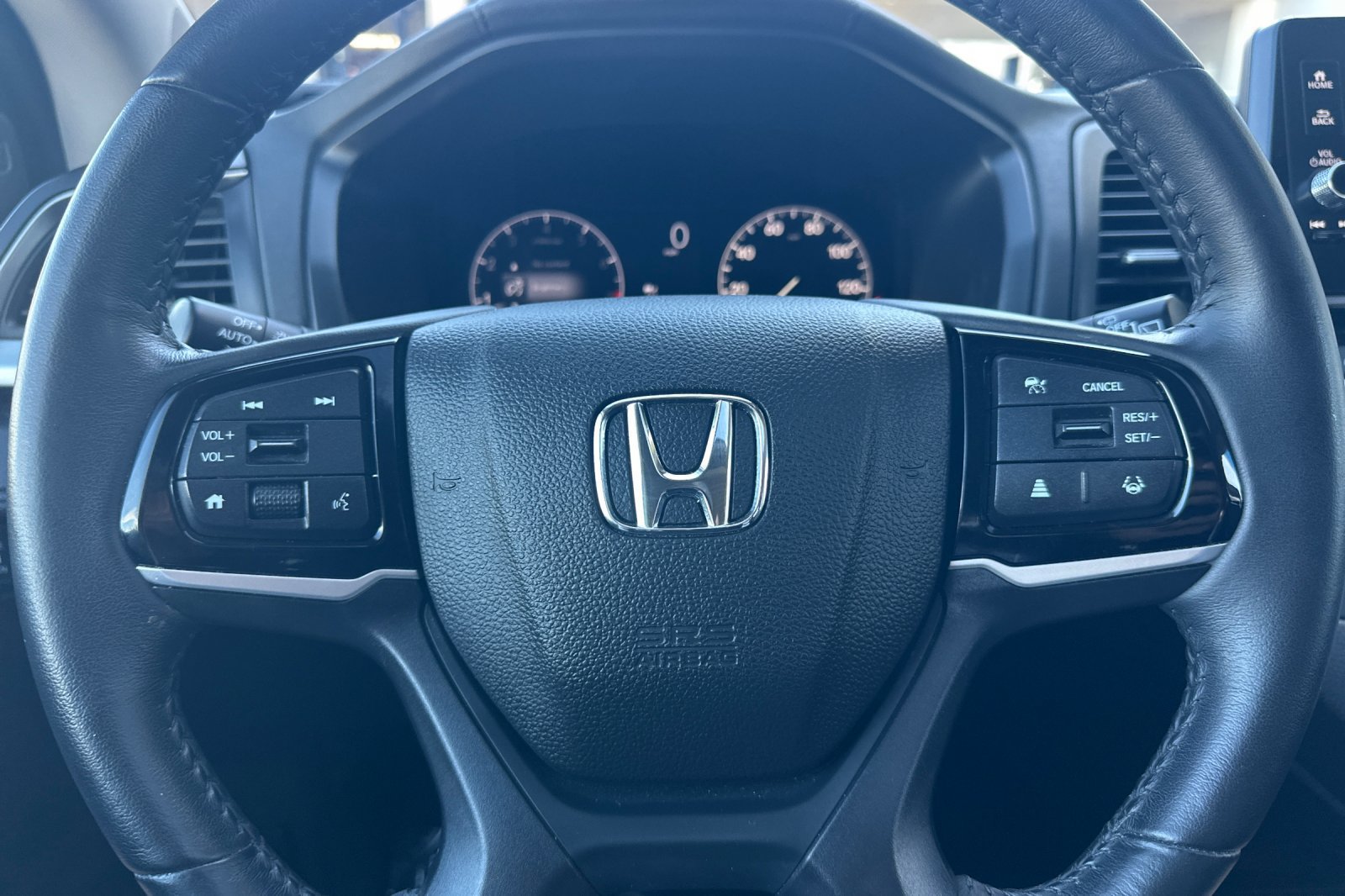 Certified 2025 Honda Odyssey EX-L image 23
