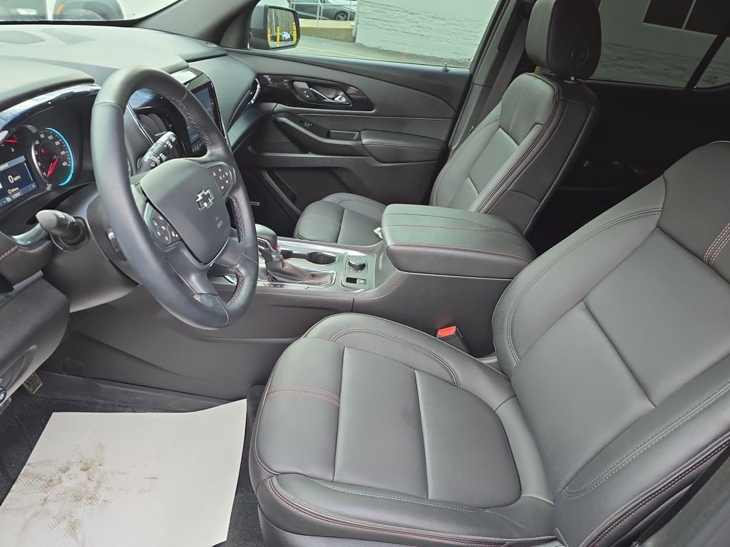 Certified 2023 Chevrolet Traverse RS w/ LPO, Floor Liner Package image 11