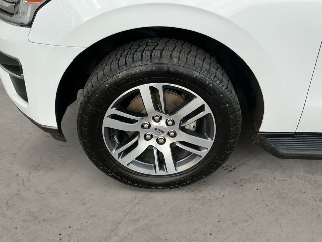 Certified 2024 Ford Expedition Limited AWD/4WD image 9