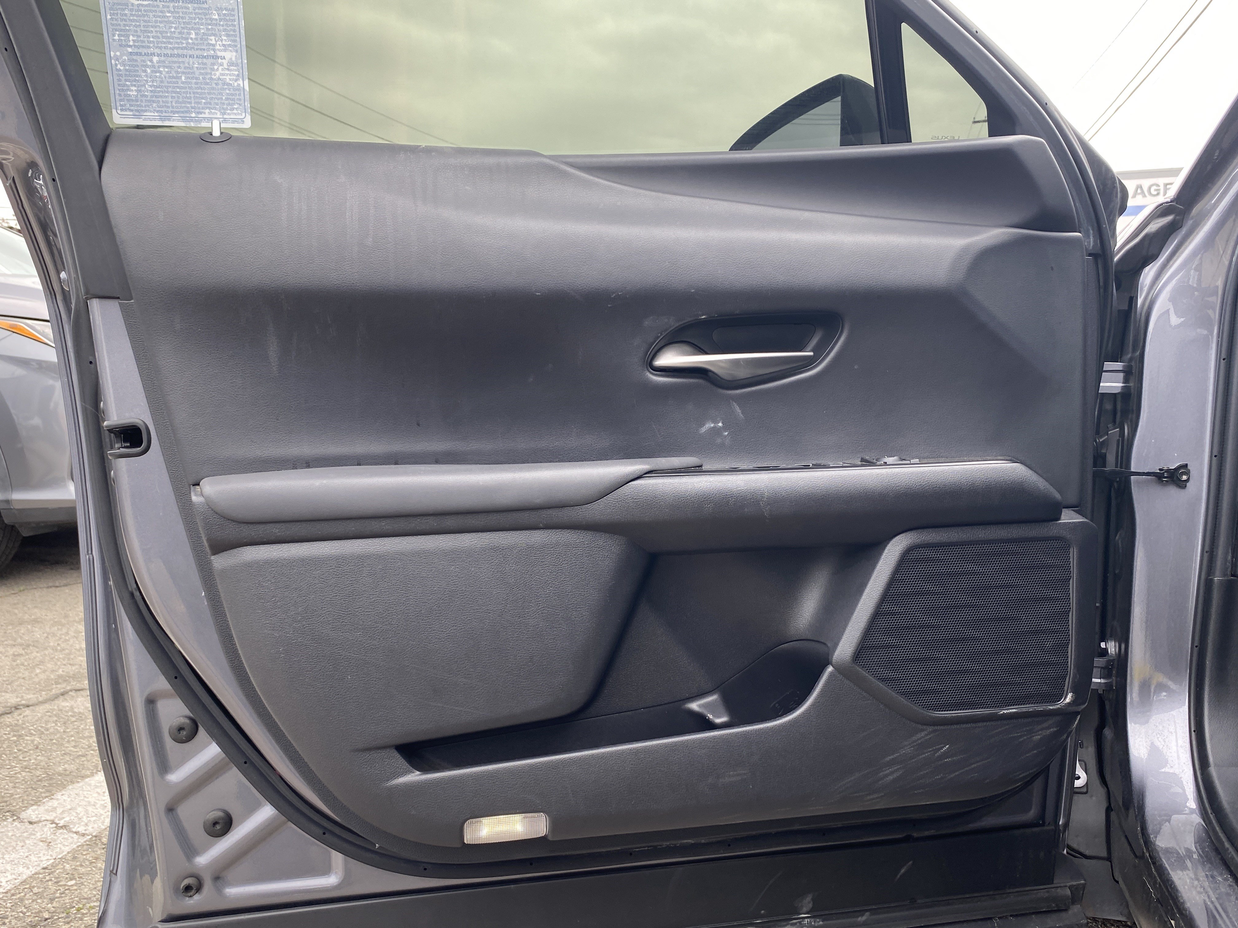 Used 2019 Lexus UX 200 w/ Premium Package FWD image 16
