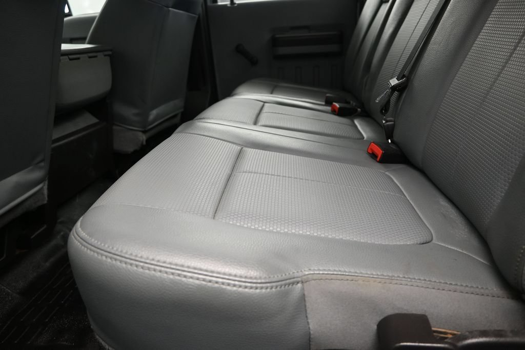 Used 2016 Ford F250 XL w/ XL Appearance Package AWD/4WD image 16