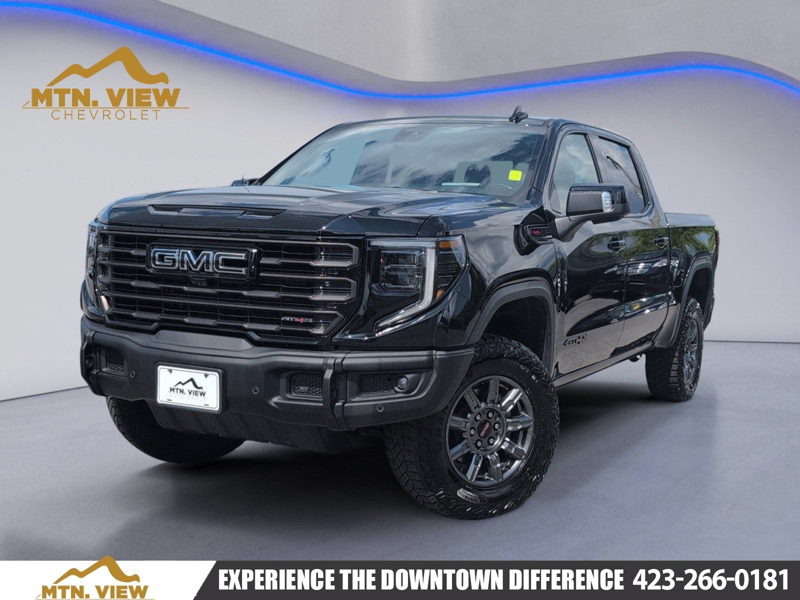 Used 2026 GMC Sierra 1500 AT4X w/ LPO, Black Badging Package AWD/4WD image 1