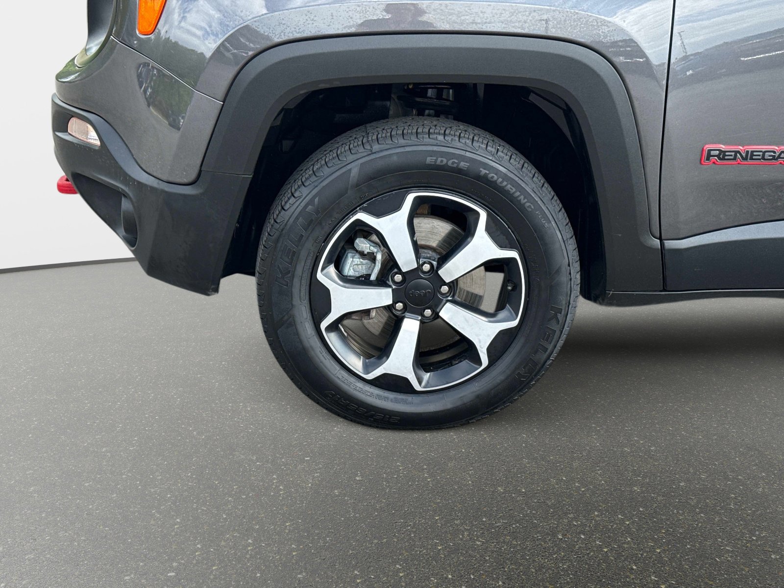Used 2020 Jeep Renegade Trailhawk w/ Cold Weather Group AWD/4WD image 12