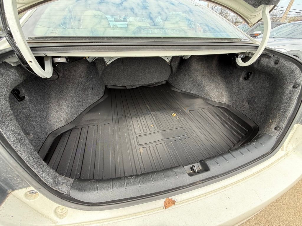 Used 2017 Honda Accord EX image 26