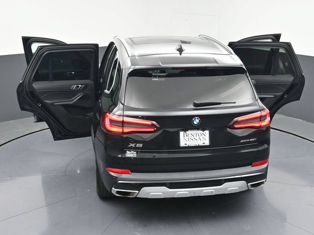 Used 2023 BMW X5 xDrive40i AWD/4WD image 48
