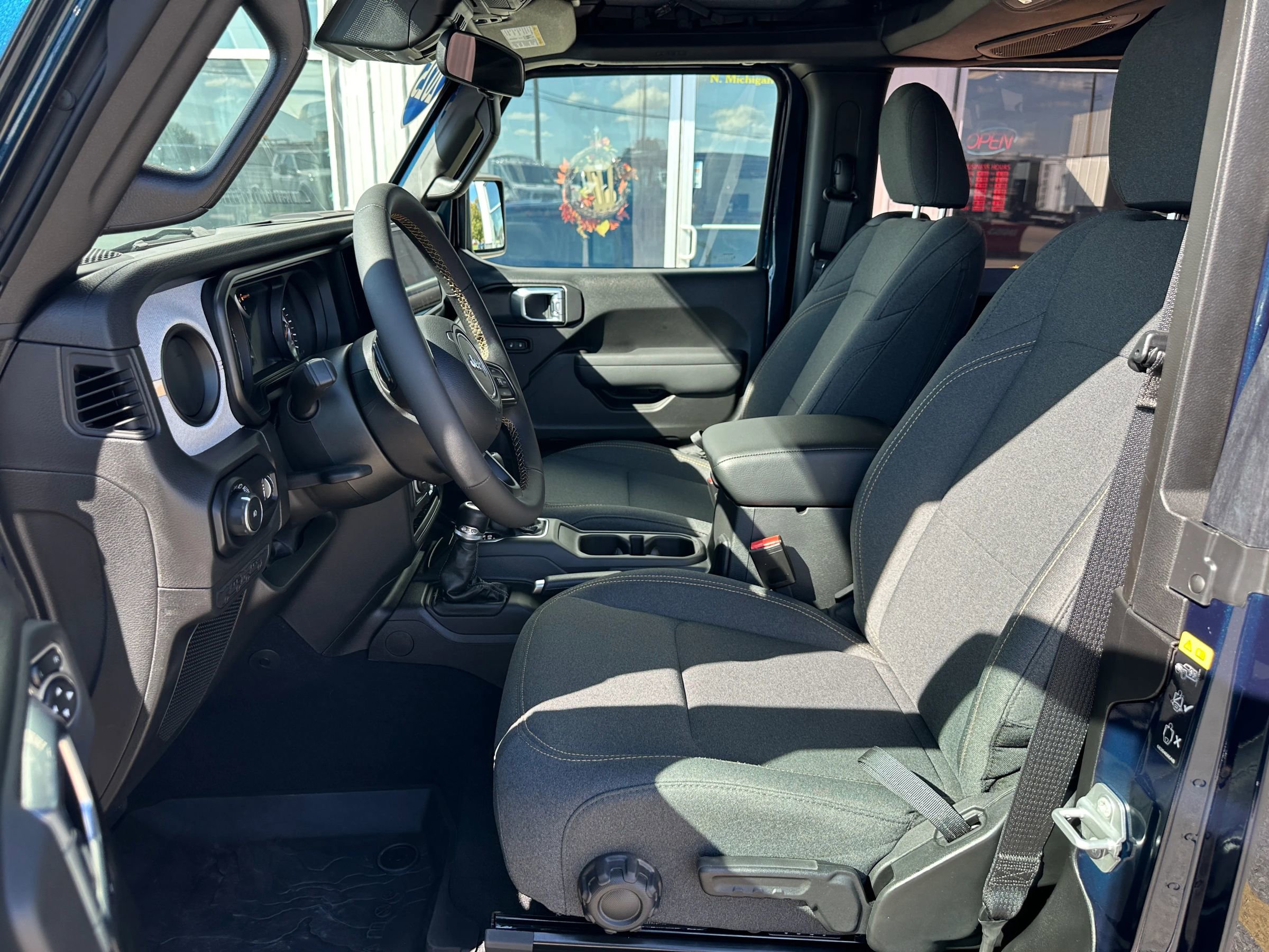 Used 2025 Jeep Wrangler Sport image 10