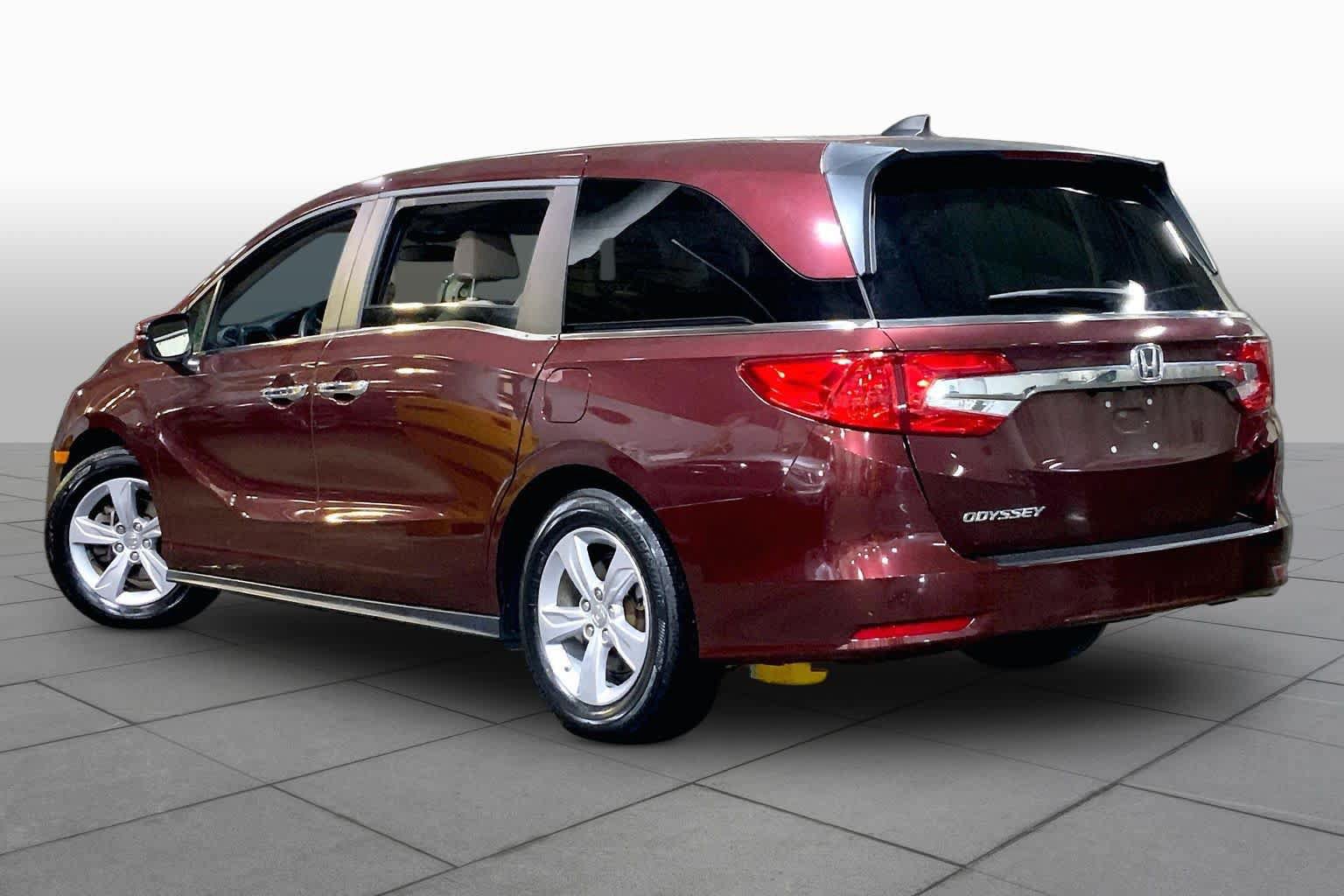 Used 2018 Honda Odyssey EX image 12