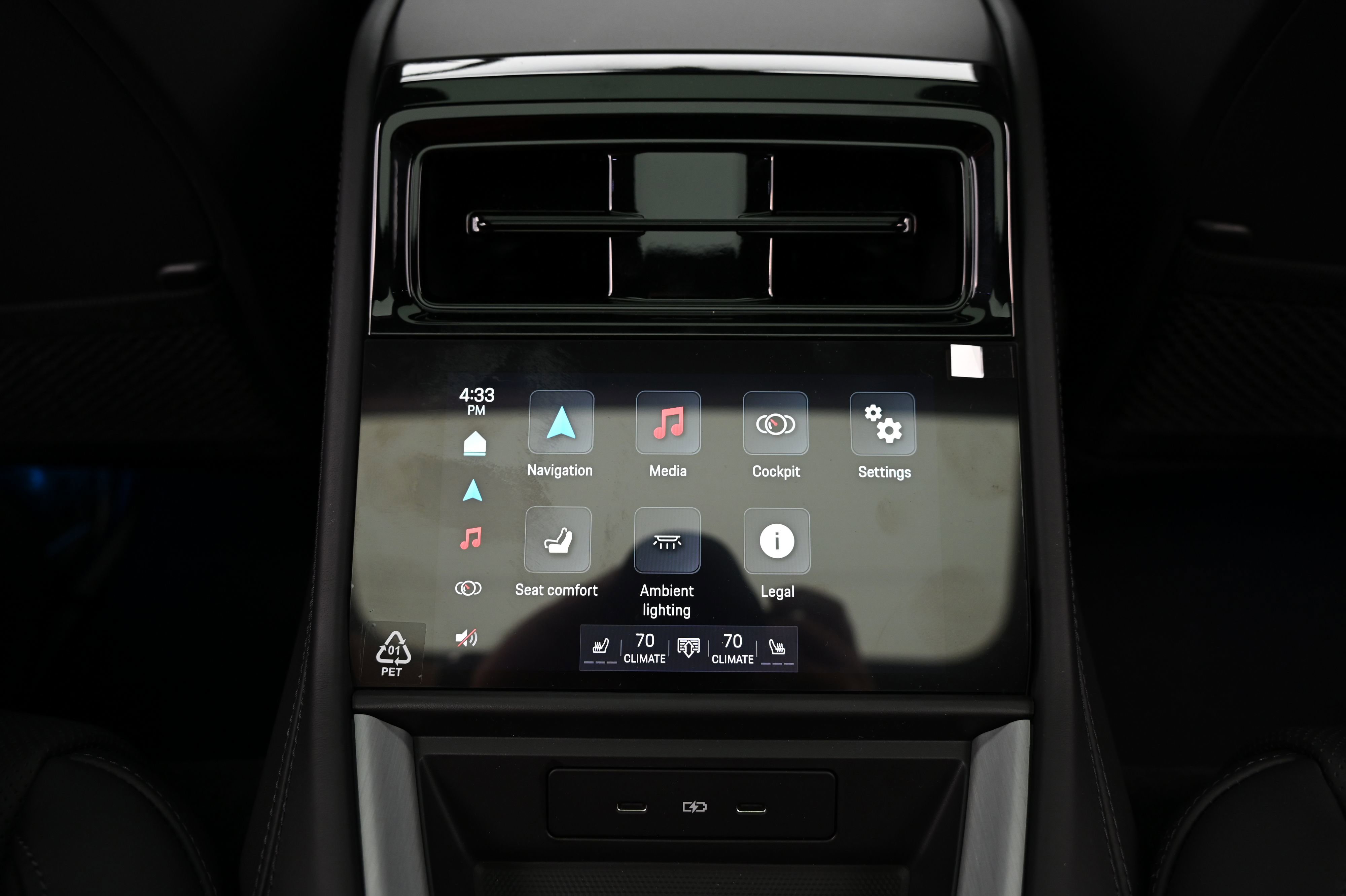 Used 2024 Porsche Panamera 4 image 37