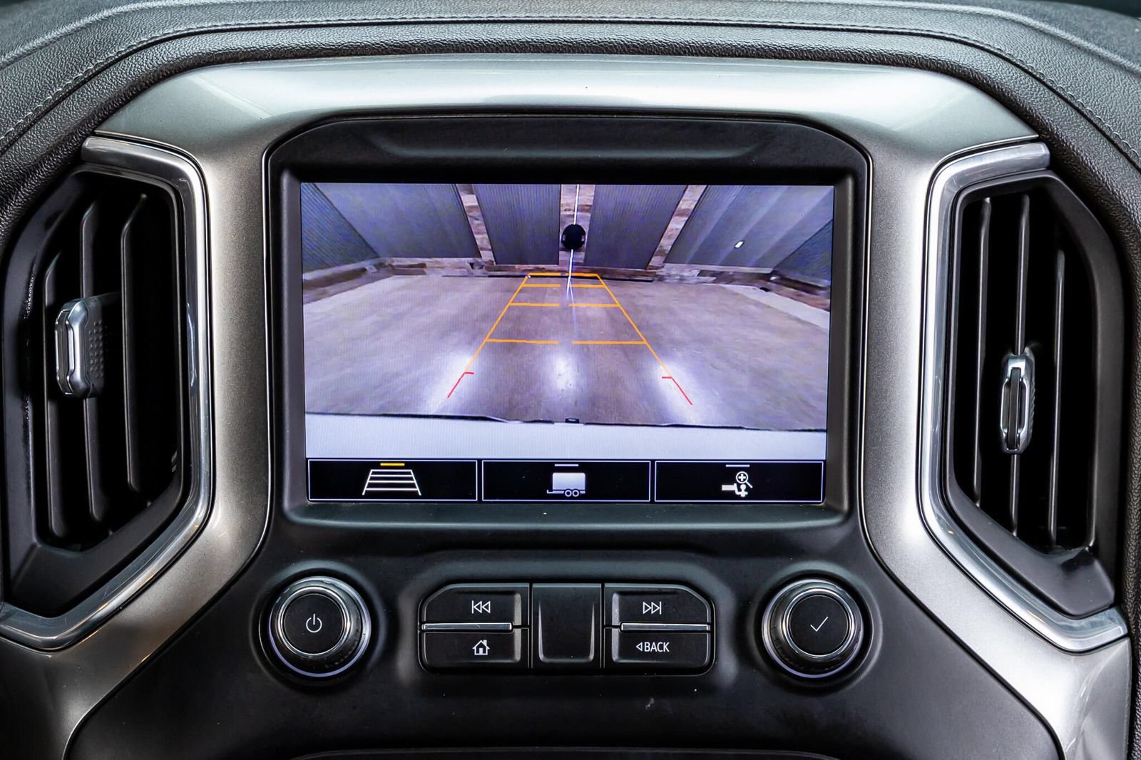 Used 2020 Chevrolet Silverado 1500 RST AWD/4WD image 21