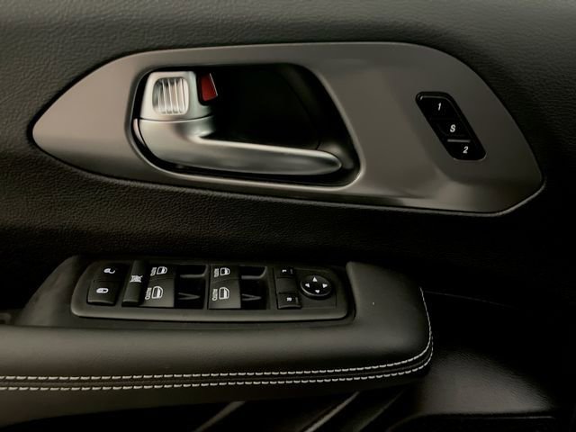 New 2026 Chrysler Pacifica Select image 15
