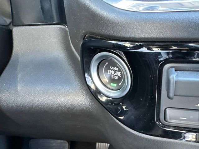 Used 2024 Chevrolet Silverado 1500 LTZ image 33