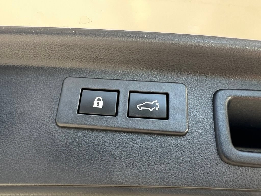 Used 2023 Subaru Forester Touring w/ Popular Package #2 AWD/4WD image 45