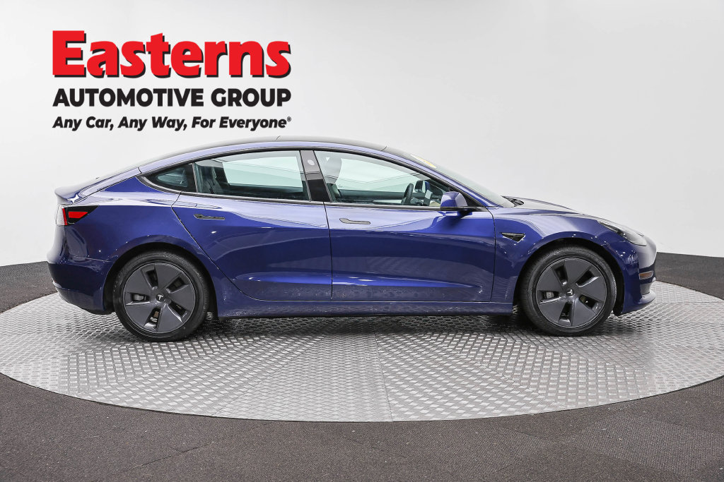 Used 2022 Tesla Model 3 Long Range AWD/4WD image 5